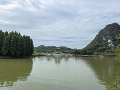 -星湖旅游景区七星岩