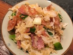 腊肉煲仔饭-大匠工房古船木艺术餐厅·猪肚鸡专门店(长白仙岛店)