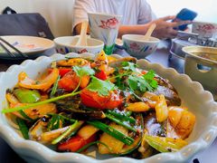 -大头虾越式风味餐厅(光明广场店)