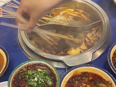 -马路边边火锅串串(观前街店)