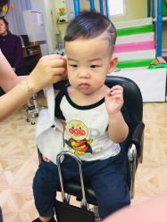 -萌宝专业儿童美发