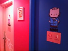 iphone_upload_pic-Hello Kitty Cafe(弘大店)