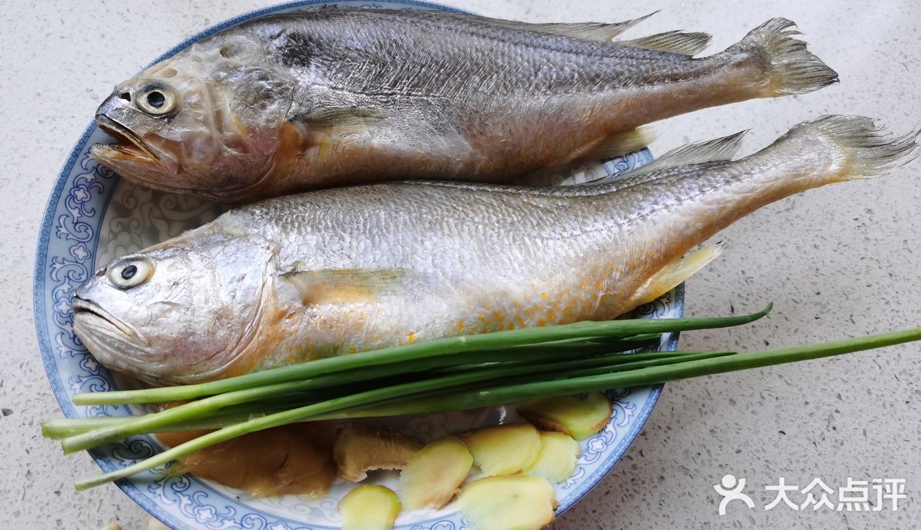 五一大菜红烧黄鱼，烧了这道菜，餐桌上就有了亮点