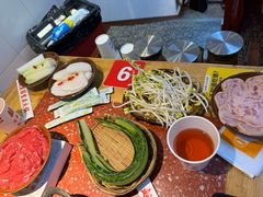 -赵美丽·重庆社区火锅·直营店(火车东站·中豪国际店)