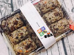 牛肉饭团-师任堂韩式食品(总店)