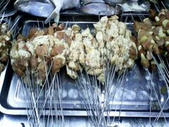 肉筋蘑菇筋-二红烧烤排骨串(麦岛店)