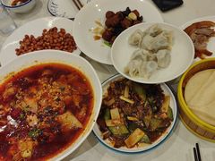 -闫水饺大酒楼·北京老闫靓马饺子馆
