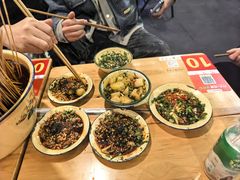 -拈签一笑黄牛肉辣卤串串