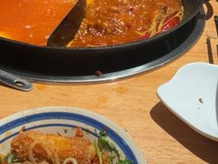 -三个四川人火锅(华联商厦店)