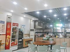 -老何家后安粉·糟粕醋海鲜火锅(三亚湾椰梦长廊店)