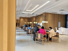 -鱼鲜饭香·招牌汽锅剁椒鱼头王