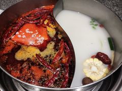 -江小渔鲜鱼火锅(辽沈二街店)