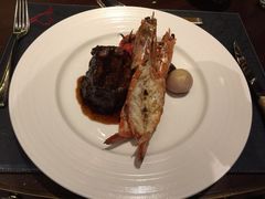 -恰餐厅及酒吧 CHAR Bar & Grill (北京丽都皇冠假日店)