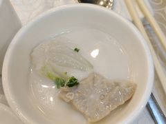 杏汁炖白肺汤-四点金饭店