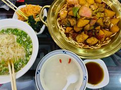 -牛一嘴·兰州牛肉面·大盘鸡(财富中心店)