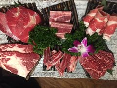 -明洞阿姨·韩式酱蟹烤肉·创意料理(三元桥店)