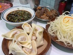 -卤校长老火锅(杨家坪直营店)