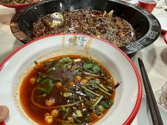 -烧哥美蛙肥肠鱼火锅·十五年社区店
