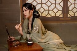 -角色婚纱摄影(中心店)