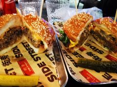 绝代佳人招牌汉堡-Side Street街旁(交道口店)