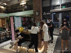 -第三空间·趣味桌游·轰趴.室内CS.剧本杀(大武汉1911店)