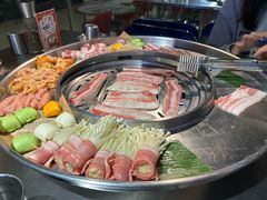 -哈哈碳都·牛肋条无限自助烤肉(宝龙店)