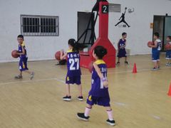-呈康体育青少年篮球培训班(虹口店)