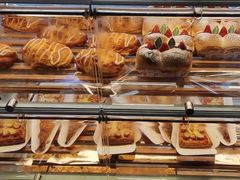 -85度C(生甜甜圈研究工坊·上海平凉店)