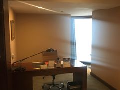 -南京金鹰皇冠假日酒店