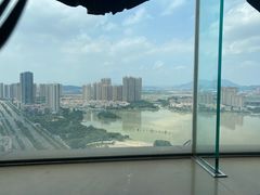 -荣誉国际酒店-云顶旋转餐厅