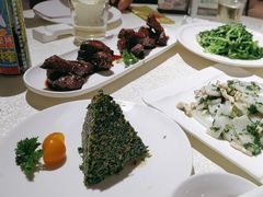 -金枝玉叶上海人家食府(三里河店)