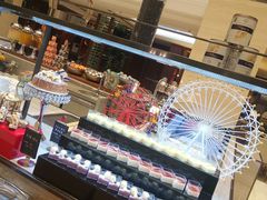 面包甜点陈列柜-新发展亚太JW万豪酒店·福苑咖啡厅