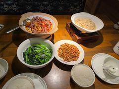 -洞庭土菜馆(易发广场店)