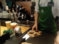 -星巴克(广州动漫星城东区店)