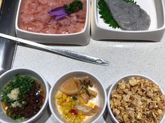 -海底捞火锅鲜切牛肉主题店(长寿路店)