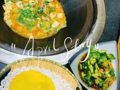 -老刘生态大鱼坊铁锅炖鱼(赛马场店)