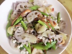 -云河农家乐饭店(福禄缘树山店)
