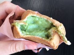 抹茶味-薛新颖红豆饼(中式甜点山师店)