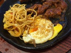 -皇品世家牛排(七一路店)