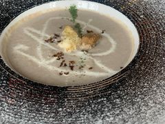 奶油野菌浓汤-YUE·6·西式融合餐厅(外滩六号店)