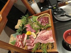 -山川小町·极番烧肉(新地假日广场店)