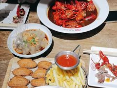-叶派龙虾•招牌香辣蟹·海鲜(中海国际店)