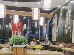 -裕记烧腊连锁餐饮(国商分店)