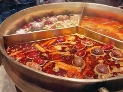 -湊湊火锅·茶憩(打浦桥日月光店)