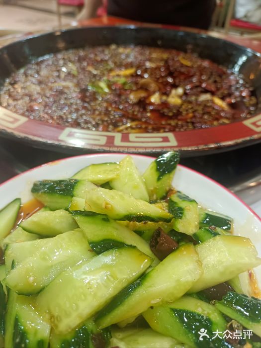 烧哥美蛙肥肠鱼火锅·十五年社区店图片