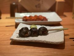 乌鸡腿肉包红枣-鸟啸酒场 by MIG(长乐路店)