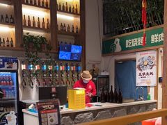 大堂-雪熊哈尔滨烧烤·精酿啤酒·砂锅(中央胜境店)
