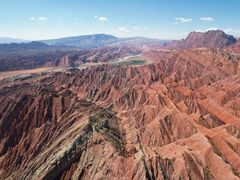 -天山神秘大峡谷
