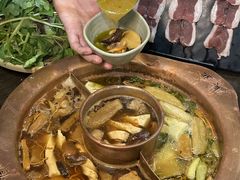 -滇釜火锅·能喝汤的火锅(车公庄店)