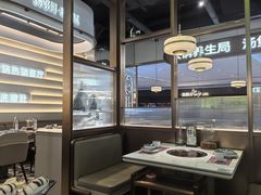 -洪氏嗨捞·广东猪肚鸡·椰子鸡火锅(西咸万象城店)